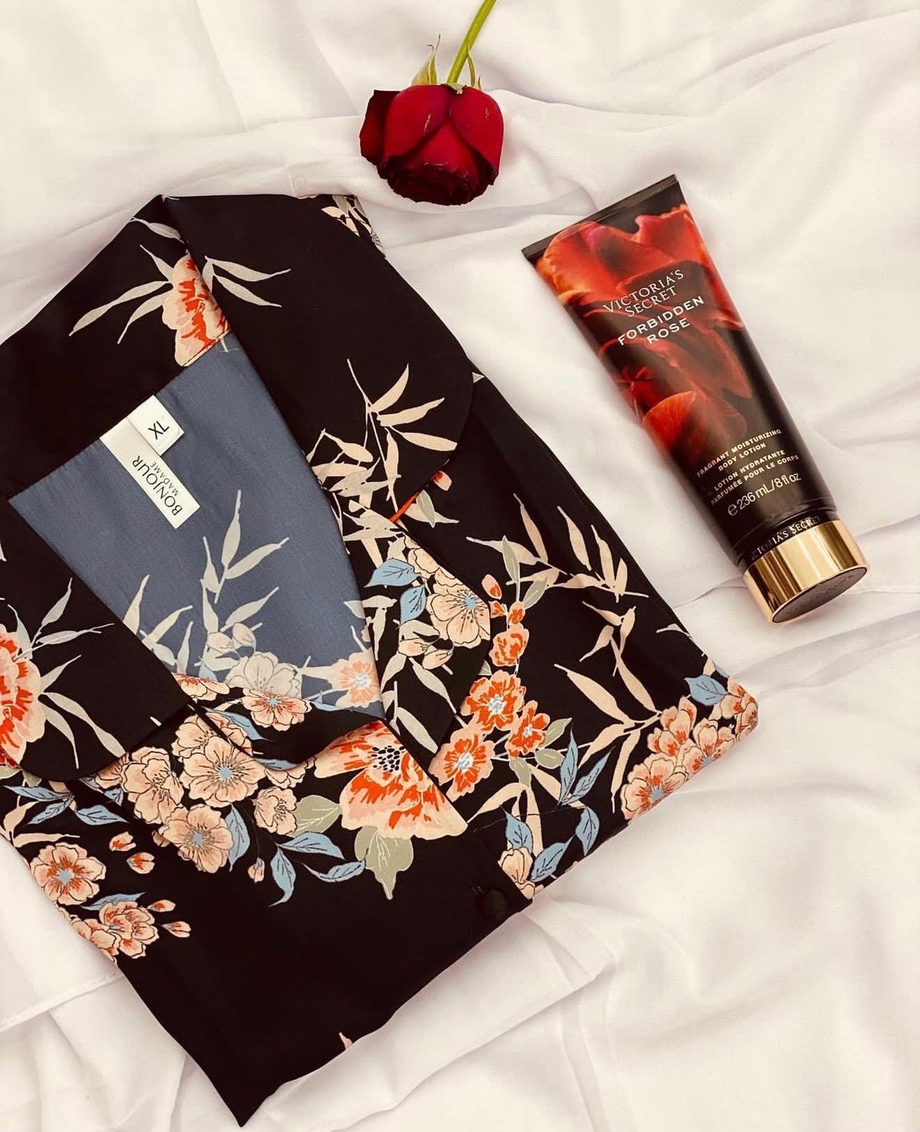 بجامة عرايسي سيتان