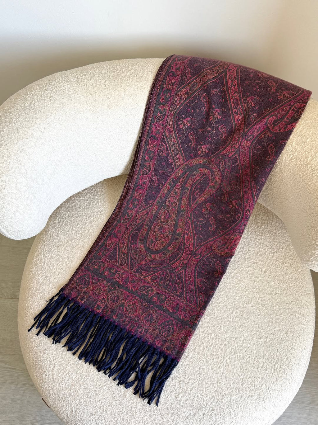 شال شتوي أنيق