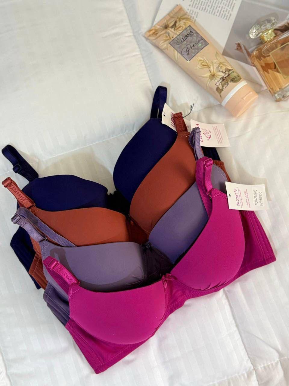 حمالة صدر بوش ال