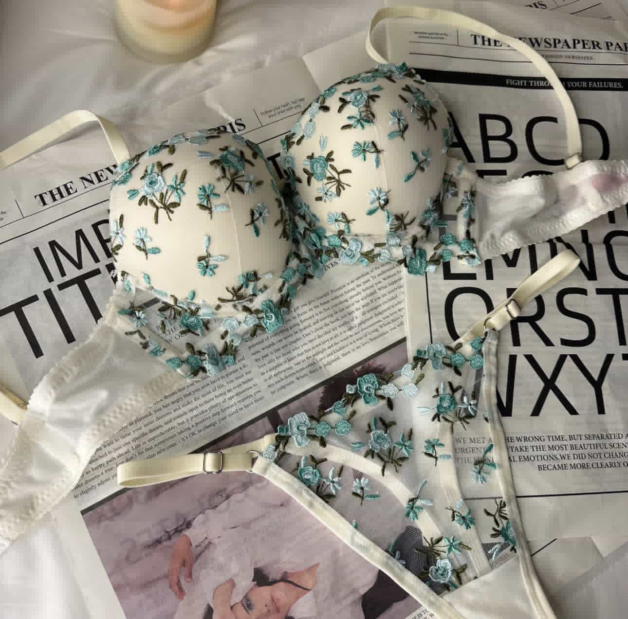 طقم داخلي عرايسي بوش اب