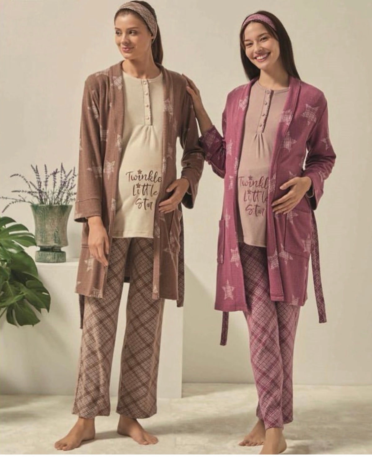 بجامة حمل وميلاد روب طويل